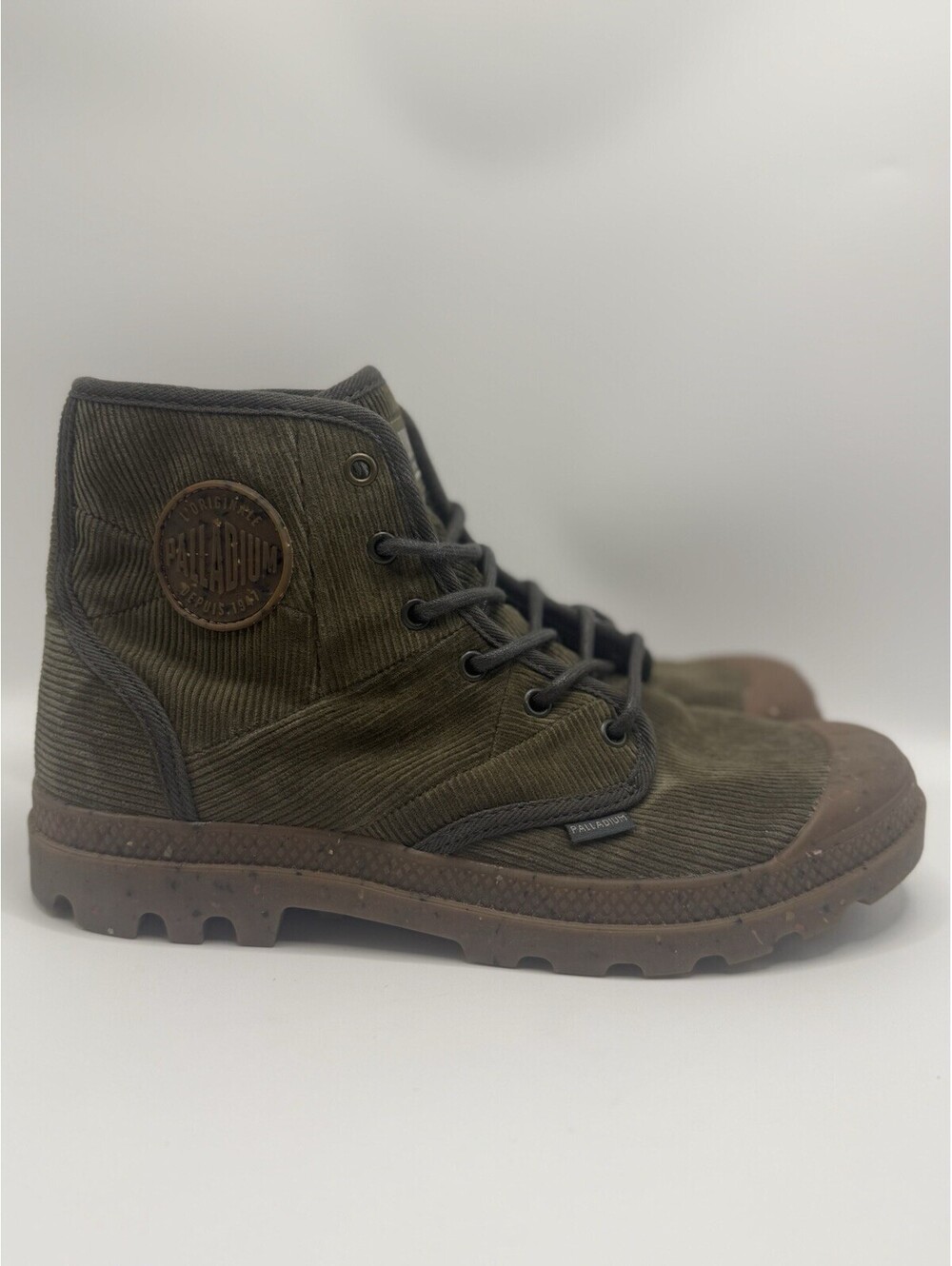 Palladium Pampa Hi Cord Boots Mens 9 Green Corduroy Lace-Up Adventure NWOB